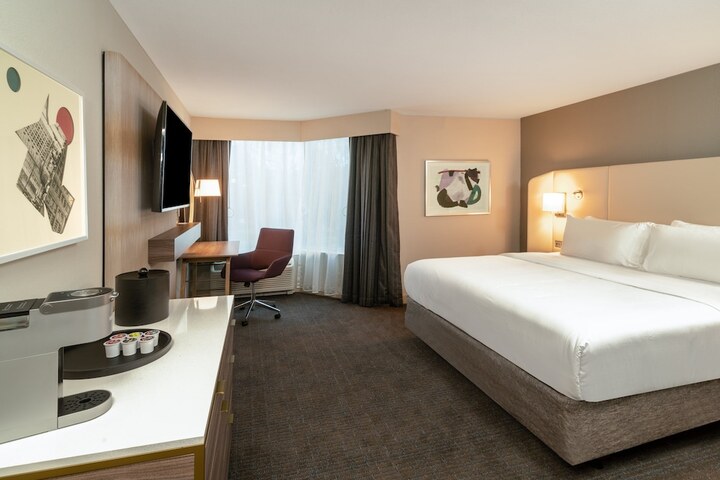 Room 12 of 44