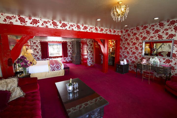 Room 184 of 461