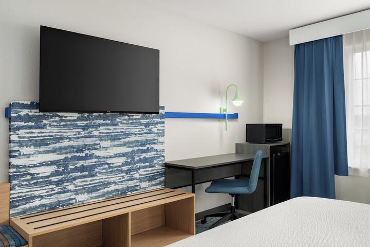 Garner Hotel Madison Huntsville Airport by IHG