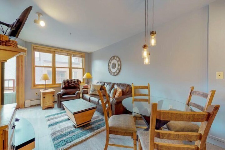 1 Bedroom Mountain Condo in River Run Village with Beautiful Mountain Views and Walking Distance to Ski