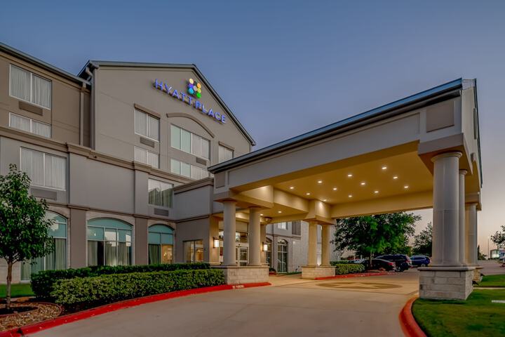 Hotel 2 of 18