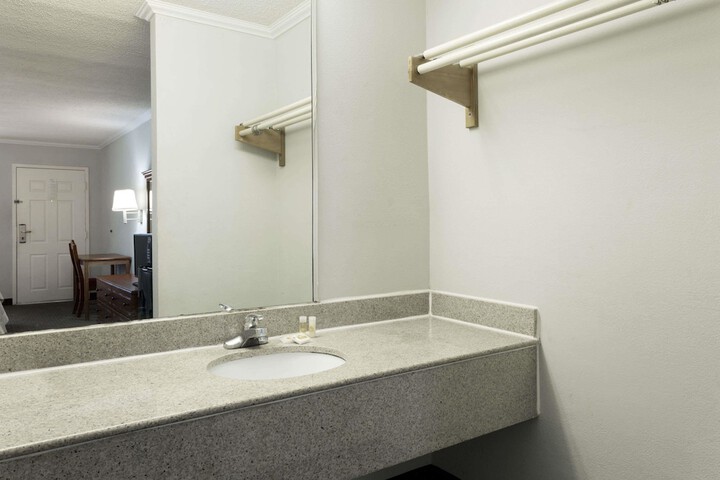 Room 12 of 13