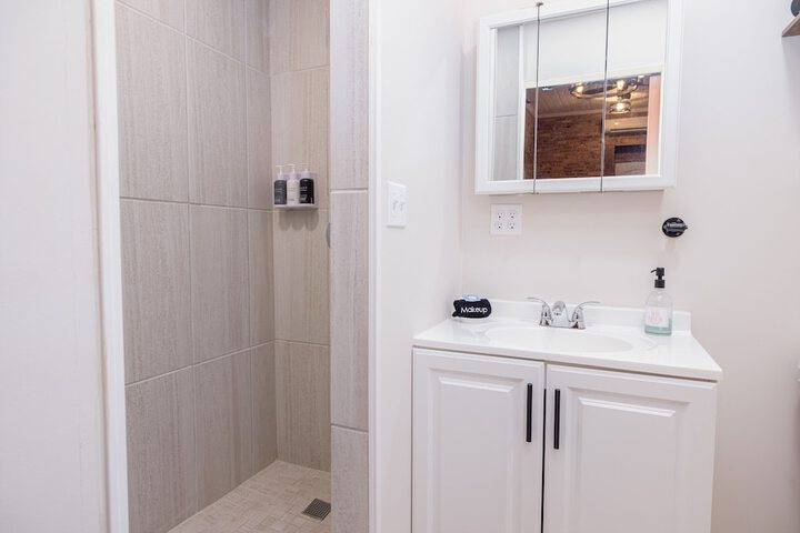 Hartwell Suites
