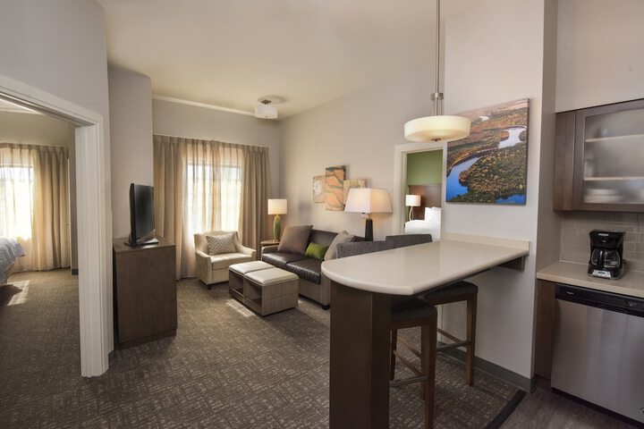 Staybridge Suites Wisconsin Dells - Lake Delton by IHG