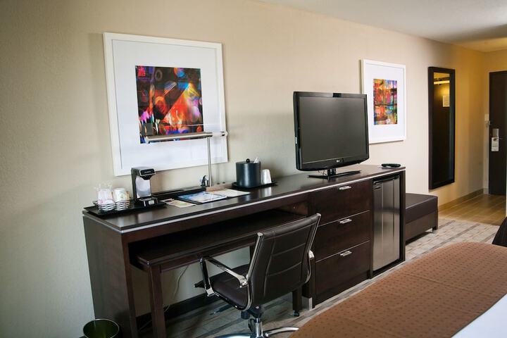 Room 21 of 51