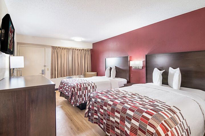 Room 12 of 25