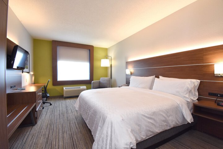 Room 20 of 38