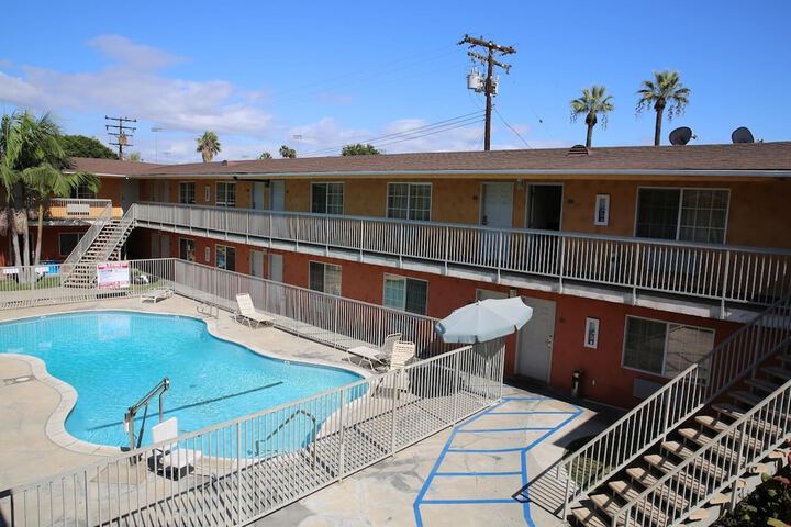 Pool 3 of 34