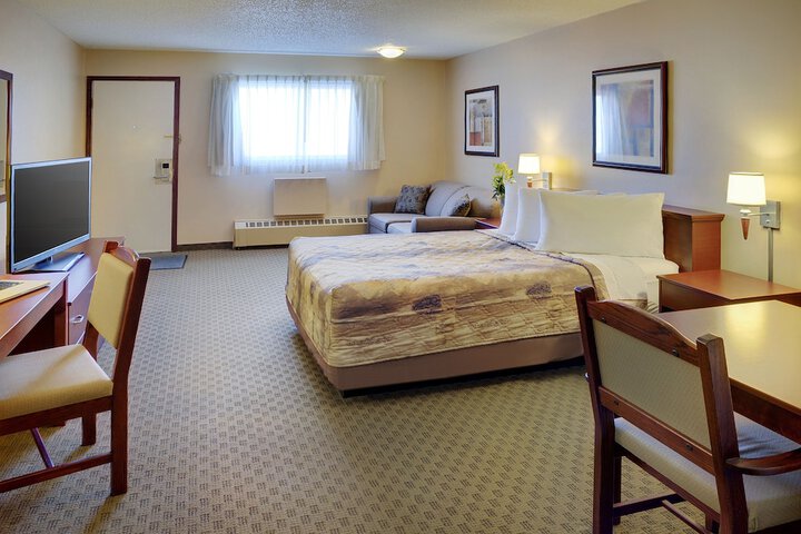 Nova Inn Kindersley