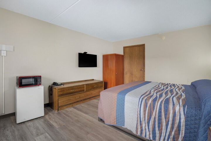 Devils Lake Inn by OYO Near Devils Lake Regional Airport