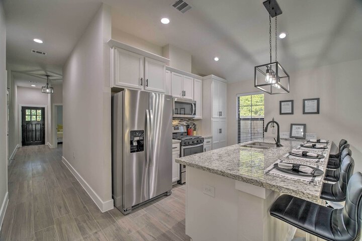 Well-appointed Montgomery Home w / Fenced Yard