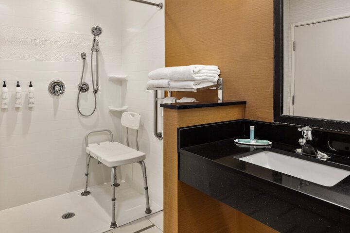 Fairfield Inn & Suites by Marriott Waterloo Cedar Falls