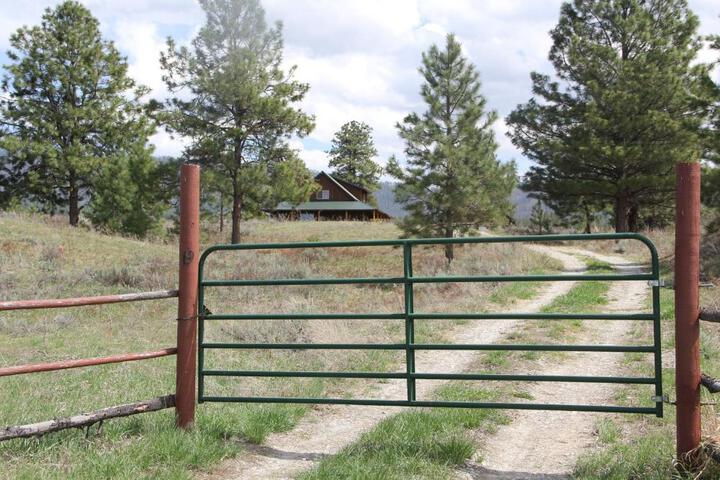 Tunk Valley Ranch House