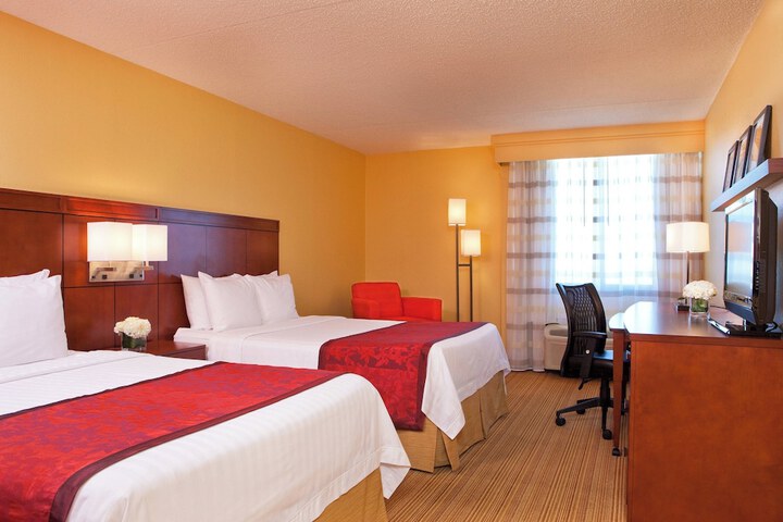 Room 10 of 22