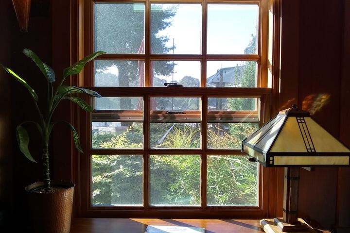 Room 42 of 147