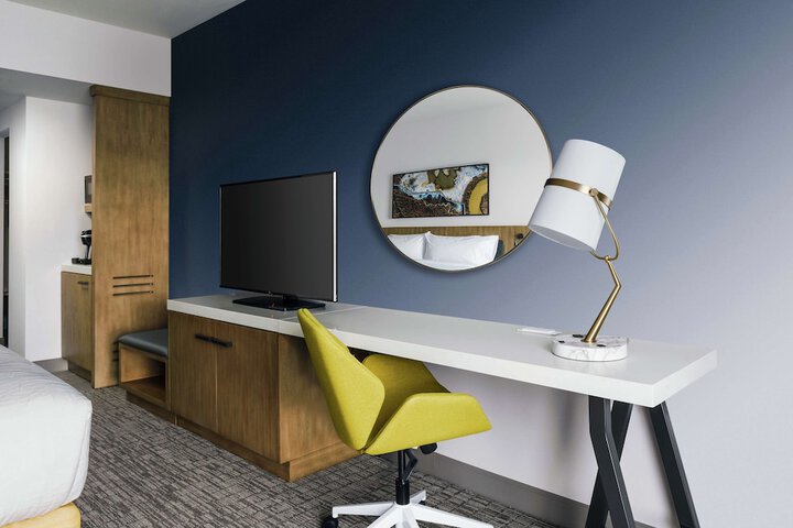 Room 18 of 49