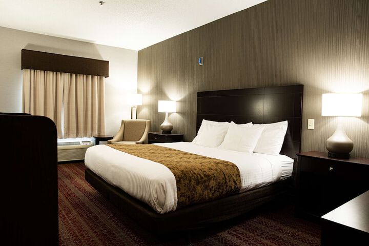 Room 8 of 24