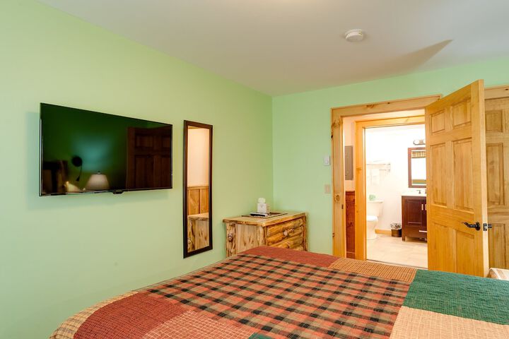 Room 73 of 153