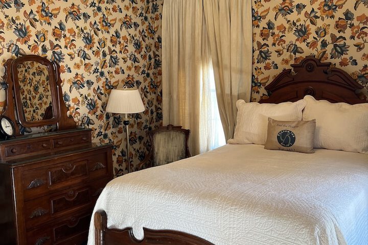 Room 92 of 121