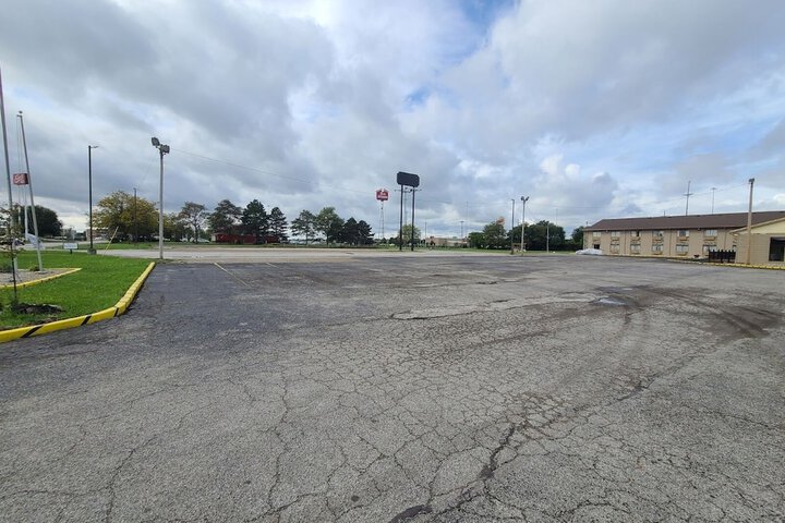 Property Grounds 44 of 44