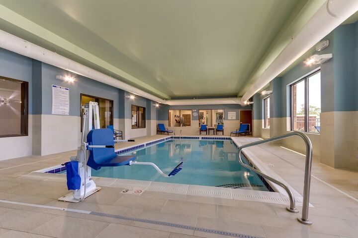Pool 13 of 65