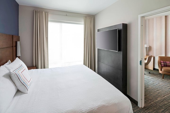 Room 25 of 68