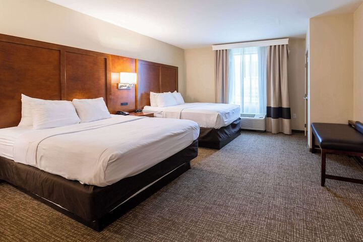 Room 21 of 42