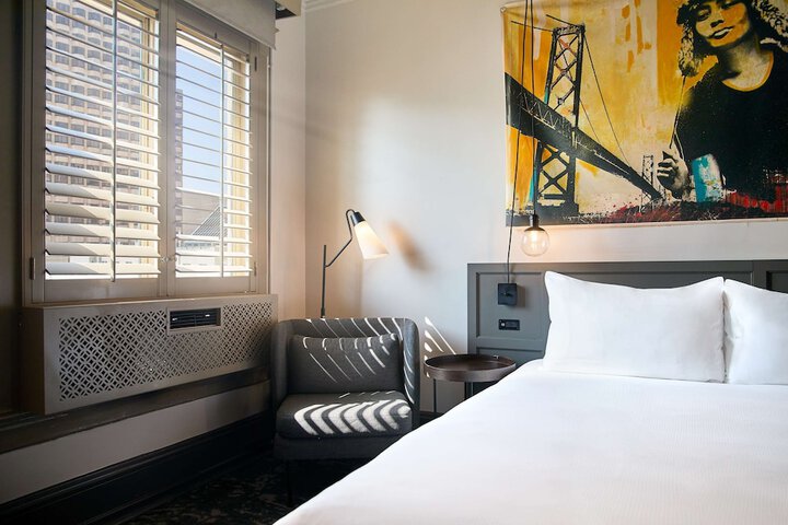 Room 17 of 56