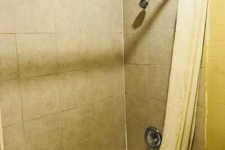 Room 12 of 17