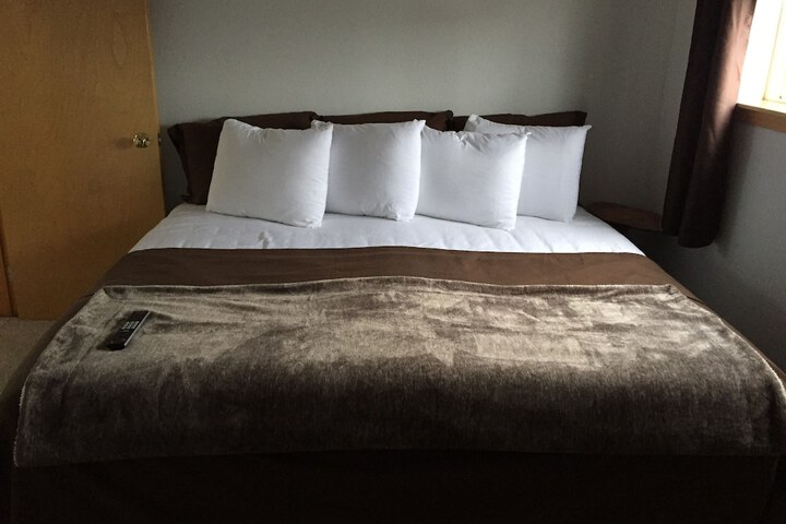 Room 25 of 52