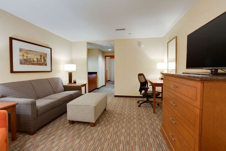 Room 11 of 50
