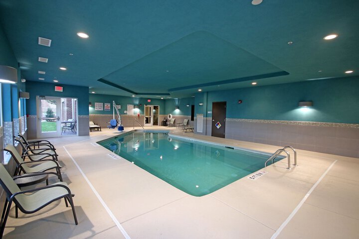 Pool 10 of 47