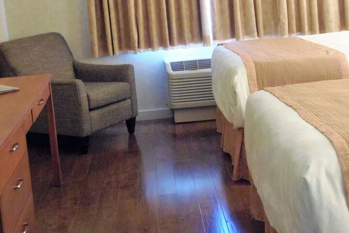 Room 25 of 42