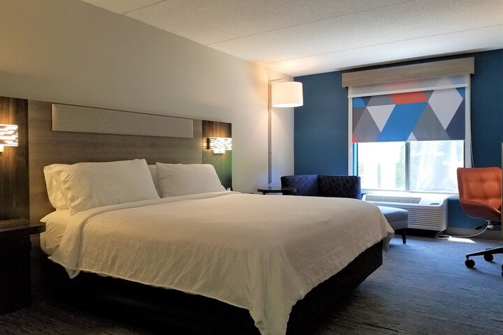 Room 14 of 46