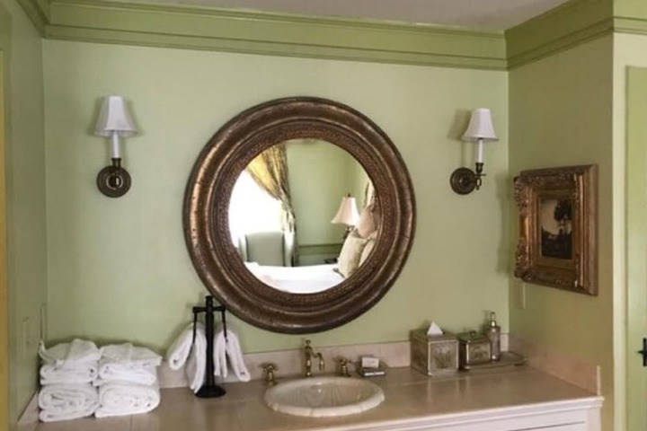 Room 21 of 36