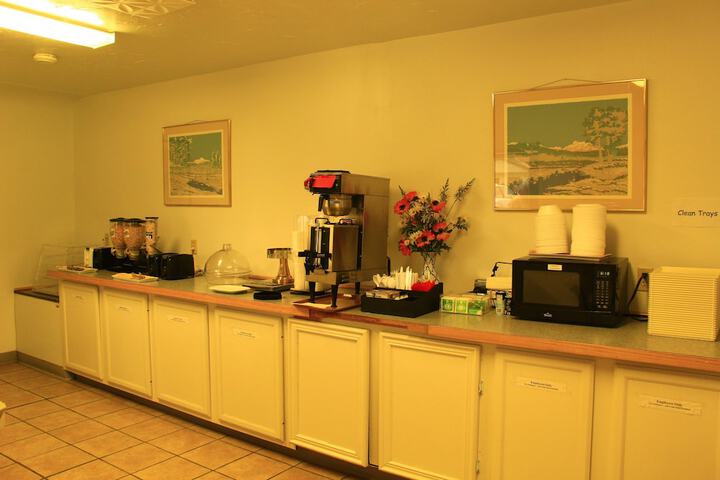 Breakfast/Coffee Service 52 of 55