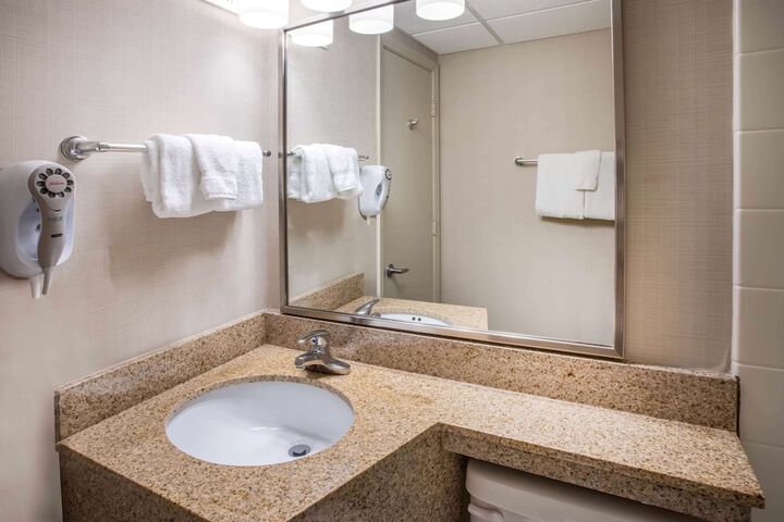 Room 20 of 49