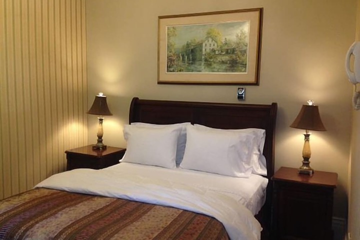 The Noble Suites