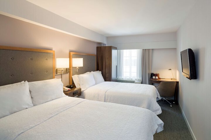Room 16 of 26