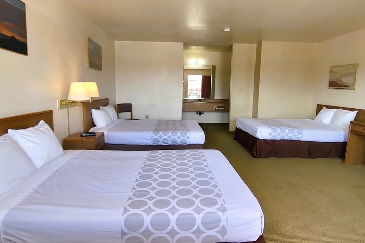 Rodeway Inn Copper Stay Benson AZ I-10 Exit 304