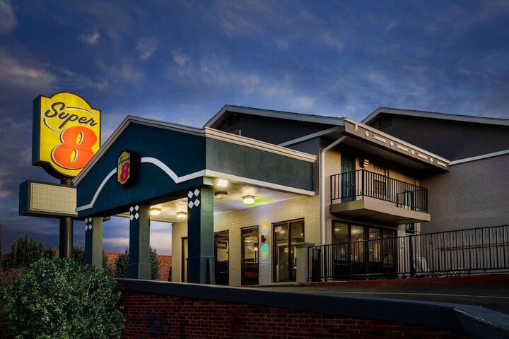 Hotel 2 of 29