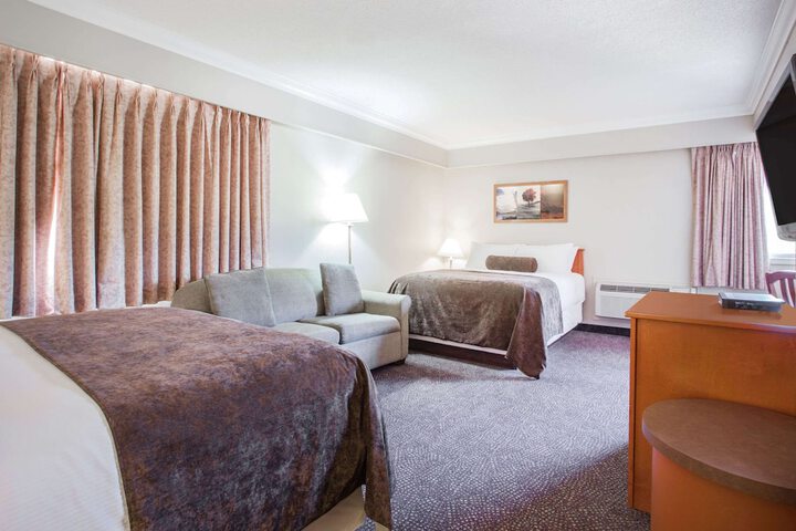 Room 5 of 20
