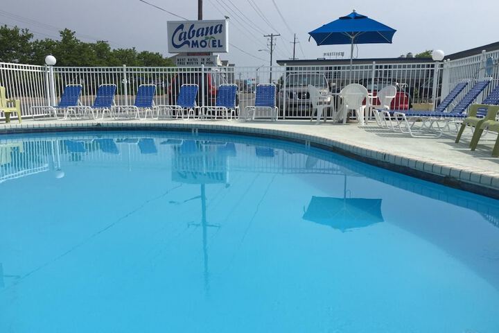 Pool 10 of 41
