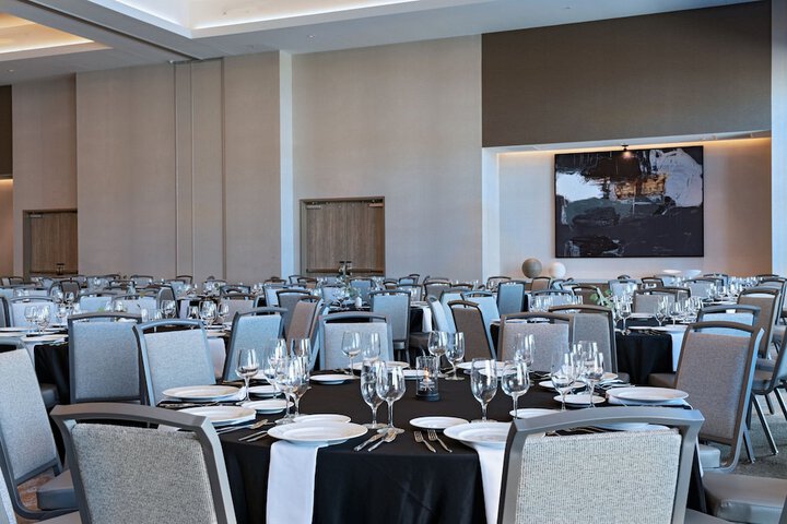 AC Hotel by Marriott Waco Downtown