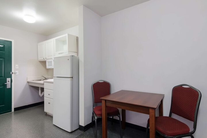 Room 46 of 61