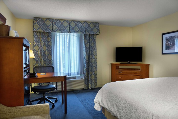 Room 13 of 44