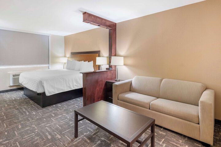 Best Western Post Inn