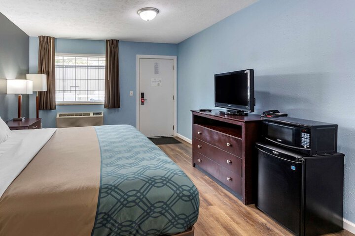 Room 31 of 60