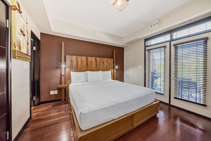 Room 25 of 70