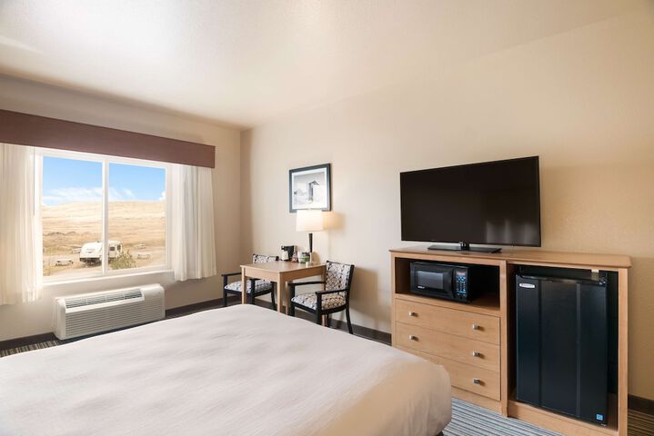 Room 17 of 28